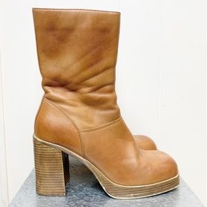 Steve Madden caramel brown stacked boots